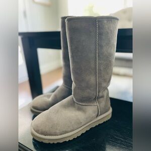 UGG boots, size 8